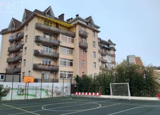 Продается четырехкомнатная квартира, 125 м2, посёлок городского типа Дагомыс, Старошоссейная улица, 1