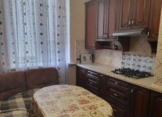 2-комнатная квартира в аренду, 50 м2, Керчь, улица Кирова, 43