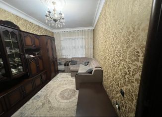 Продаю 2-ком. квартиру, 50 м2, Дагестан, улица Крылова, 40