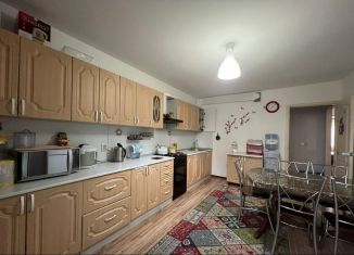 Продам 3-комнатную квартиру, 90 м2, Краснодар, Прикубанский округ, улица им. Героя Яцкова И.В., 28