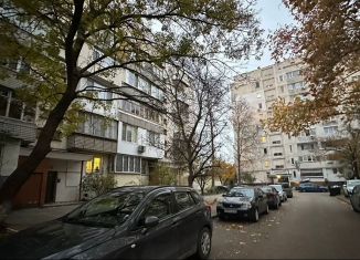 Продажа трехкомнатной квартиры, 86 м2, Севастополь, улица Маршала Геловани, 15/17