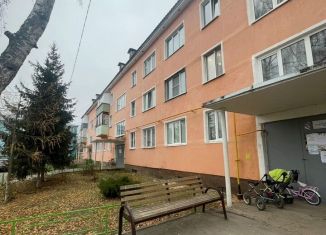 Продам 2-ком. квартиру, 37 м2, Московская область, Железнодорожная улица, 2