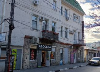 Сдам в аренду офис, 14 м2, Ялта, улица Кирова, 106