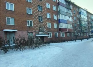 Продажа трехкомнатной квартиры, 60 м2, Киселёвск, Большая Дачная улица, 64