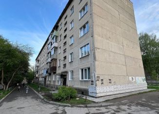 Продам 2-комнатную квартиру, 43.3 м2, Обь, улица Калинина, 16