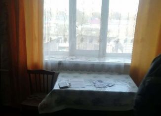 Продается 3-комнатная квартира, 55 м2, село Барятино, Советская улица, 13
