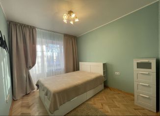 Аренда 1-комнатной квартиры, 36 м2, Москва, улица Короленко, улица Короленко