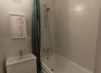 Сдается трехкомнатная квартира, 55 м2, поселок Бугры, Гаражный проезд, 27к1