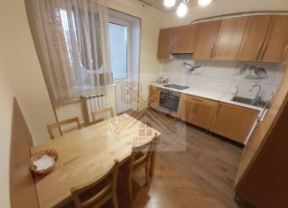 Продажа 2-ком. квартиры, 67 м2, Жуковский, Солнечная улица, 6