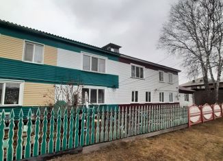 3-комнатная квартира на продажу, 62 м2, село Ирбейское, Трактовая улица, 48