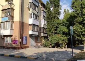 Продам 3-ком. квартиру, 64.4 м2, Новороссийск, улица Героев Десантников, 23