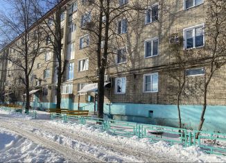 Продаю 1-комнатную квартиру, 33 м2, Калининск, Советская улица, 33