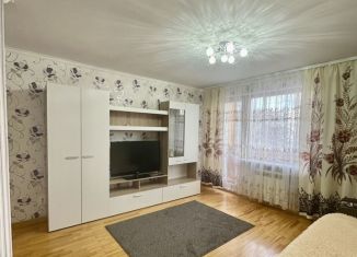 Сдам 1-комнатную квартиру, 40 м2, Екатеринбург, улица Белинского, 220к9