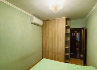 Продажа трехкомнатной квартиры, 60 м2, Таганрог, улица Сызранова, 10