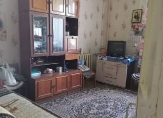 Продажа 3-ком. квартиры, 64 м2, Вышний Волочёк, улица Егорова, 18