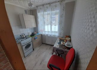 Сдам 1-комнатную квартиру, 32 м2, Менделеевск, улица Бурмистрова, 6
