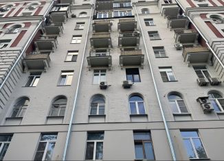 Аренда 3-комнатной квартиры, 130 м2, Москва, Кутузовский проспект, 26к1, метро Кутузовская