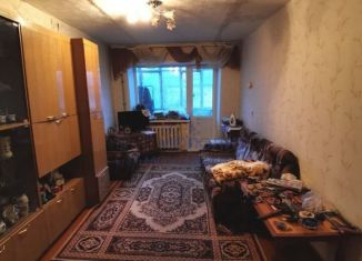 Продажа трехкомнатной квартиры, 58 м2, Слободской, Железнодорожная улица, 11