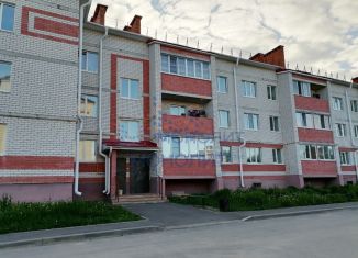 Продается трехкомнатная квартира, 70.4 м2, посёлок городского типа Советский, улица Пушкина, 34А