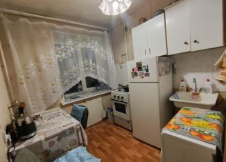 Продам 1-комнатную квартиру, 32 м2, Екатеринбург, улица Луначарского, 182, улица Луначарского