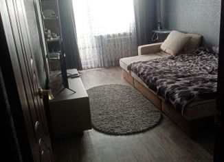Продаю 2-комнатную квартиру, 52 м2, Жуковка, улица Мальцева, 15