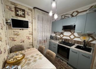 Продажа 3-ком. квартиры, 58 м2, Москва, метро Кунцевская, улица Ращупкина, 14к2