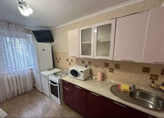 2-ком. квартира в аренду, 60 м2, Севастополь, проспект Октябрьской Революции, 22/12