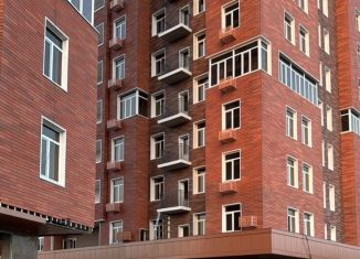 Продается 2-комнатная квартира, 79.7 м2, Грозный, бульвар Султана Дудаева, 8