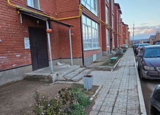 Продажа 3-комнатной квартиры, 80 м2, село Палимовка, 1-й микрорайон, 15