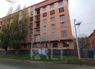 Продам 3-комнатную квартиру, 110 м2, Махачкала, улица Мирзабекова, 181