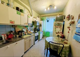 Продаю 3-комнатную квартиру, 69.9 м2, Санкт-Петербург, улица Кораблестроителей, 39Б, метро Приморская