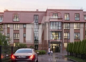 Продам 2-ком. квартиру, 77.1 м2, Калининград, Центральный район, улица Ватутина, 38А