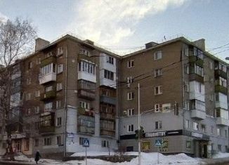 Продажа 2-комнатной квартиры, 56 м2, Уфа, улица Карла Маркса, 83