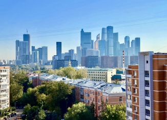 Продаю 3-ком. квартиру, 83 м2, Москва, Большая Филёвская улица, 16, метро Филёвский парк