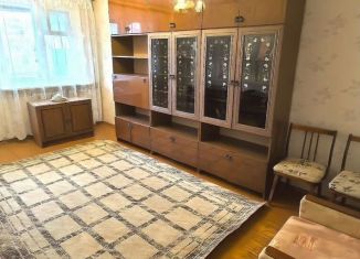 Продам 2-ком. квартиру, 44 м2, Екатеринбург, Профсоюзная улица, 77