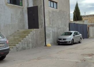 Сдам в аренду помещение свободного назначения, 400 м2, Бахчисарай, улица Фрунзе, 2