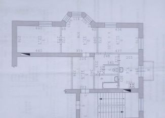 Продаю 3-комнатную квартиру, 60.4 м2, Екатеринбург, метро Машиностроителей, улица Ломоносова, 24