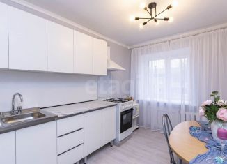 Продам 4-комнатную квартиру, 73.8 м2, Тюмень, Минская улица, 5А, Центральный округ