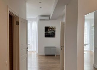 Продам двухкомнатную квартиру, 70 м2, Аксай, улица Платова, 72В