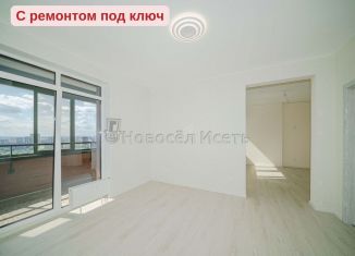 Продажа 2-комнатной квартиры, 80 м2, Екатеринбург, улица Азина, 31