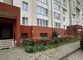 Продам 2-ком. квартиру, 95 м2, Зеленоградск, Солнечная улица, 17