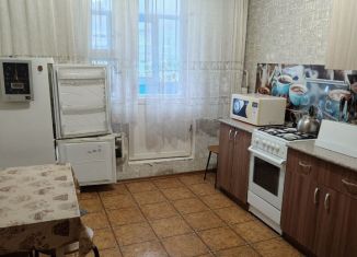 Сдача в аренду четырехкомнатной квартиры, 72 м2, Сызрань, Звёздная улица, 28