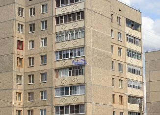 Продам 1-комнатную квартиру, 33 м2, Чебоксары, улица Ленинского Комсомола, 68к2, Калининский район