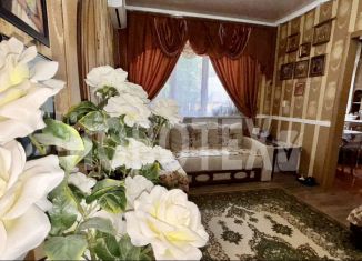 Продам 3-ком. квартиру, 42 м2, Крымск, улица Лермонтова, 3