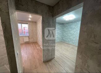 Продам 1-ком. квартиру, 38 м2, Оренбург, улица Юркина, 10