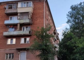 Сдается трехкомнатная квартира, 67 м2, Омск, улица 4-я Линия, 244