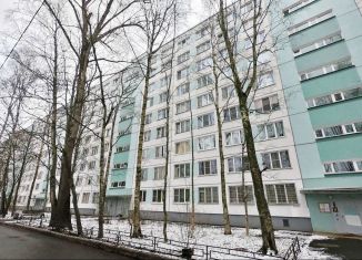 Продам 1-комнатную квартиру, 29 м2, Санкт-Петербург, улица Дыбенко, 25к3, муниципальный округ № 54