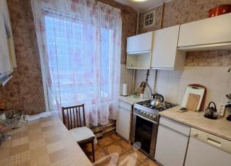 Сдам в аренду трехкомнатную квартиру, 50 м2, Москва, Дмитровское шоссе, 27к2, Тимирязевский район