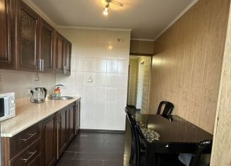 Продам 2-ком. квартиру, 40 м2, Владикавказ, проспект Доватора, 246