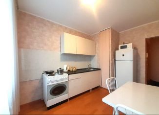 Продажа 3-комнатной квартиры, 63 м2, Омск, улица Николая Кузнецова, 12, Октябрьский округ